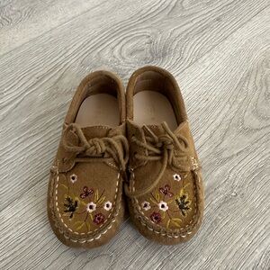 Zara Tan Kids Moccasins with Floral Embroidery